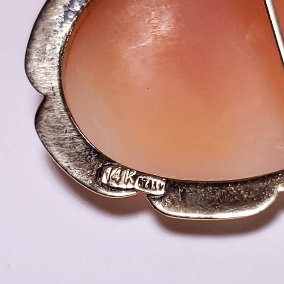 Estate Oval Carved Cameo Italian 14Kt YG Bezel w/Etched Frame Milor Pin/Pd#23281 - Picture 5 of 8